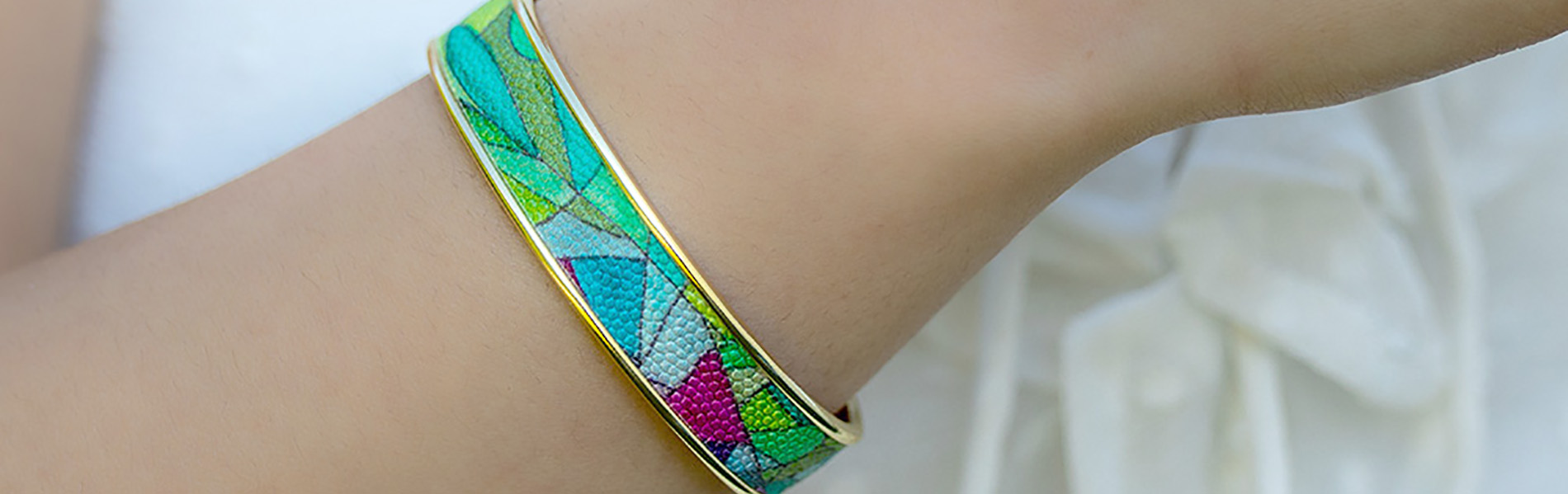 nouveaux-bracelets-vitraux.jpg